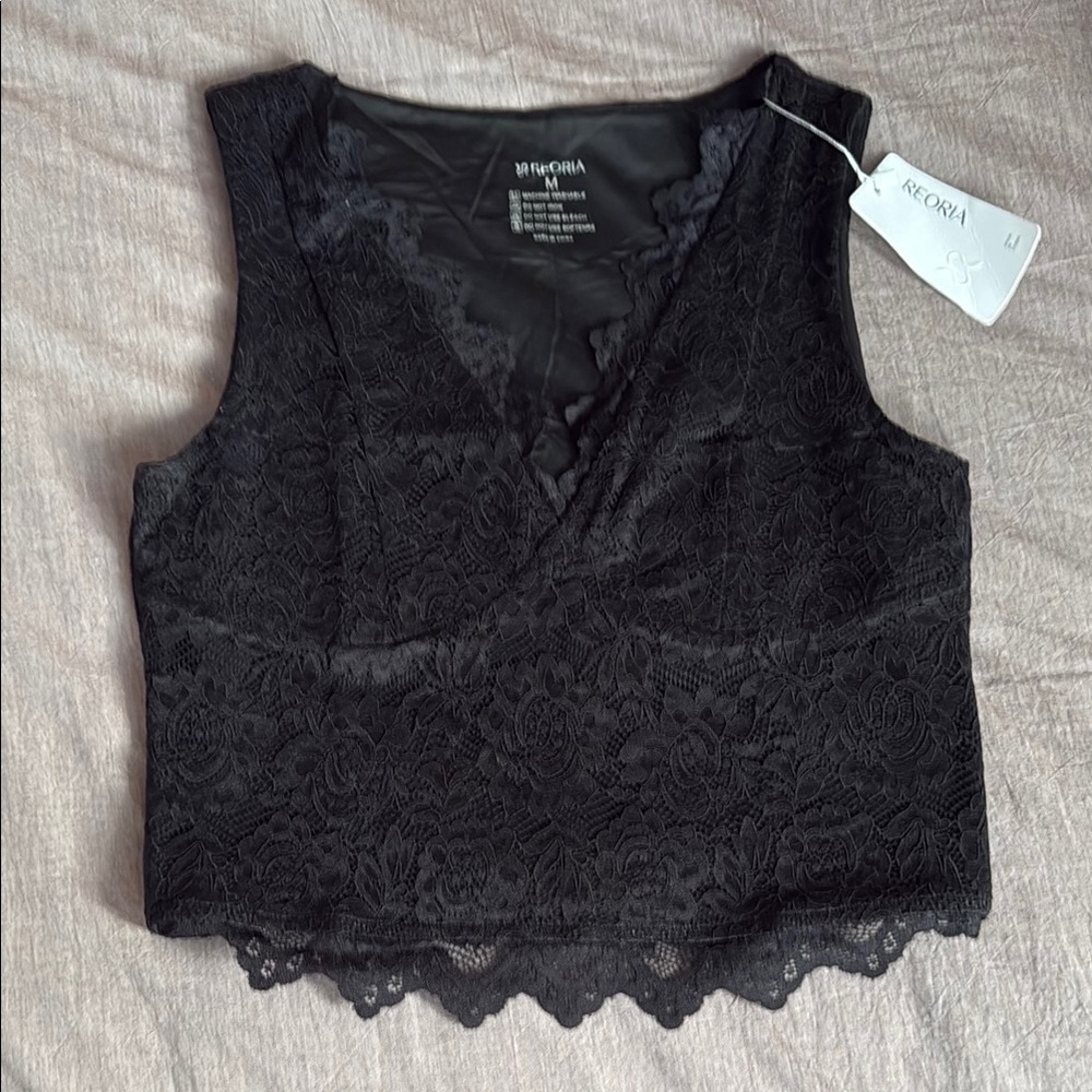 ReoRia Black Lace V-Neck Top